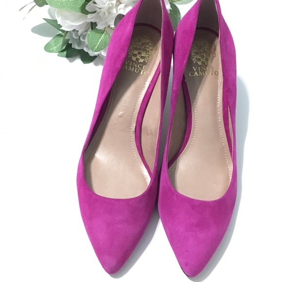 vince camuto pink suede shoes